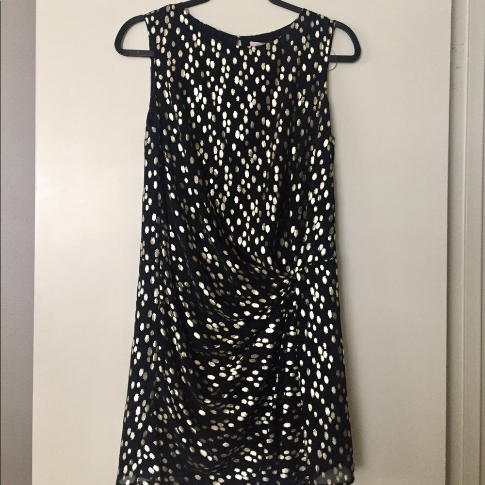 •Forever 21 Black and Gold Dress
